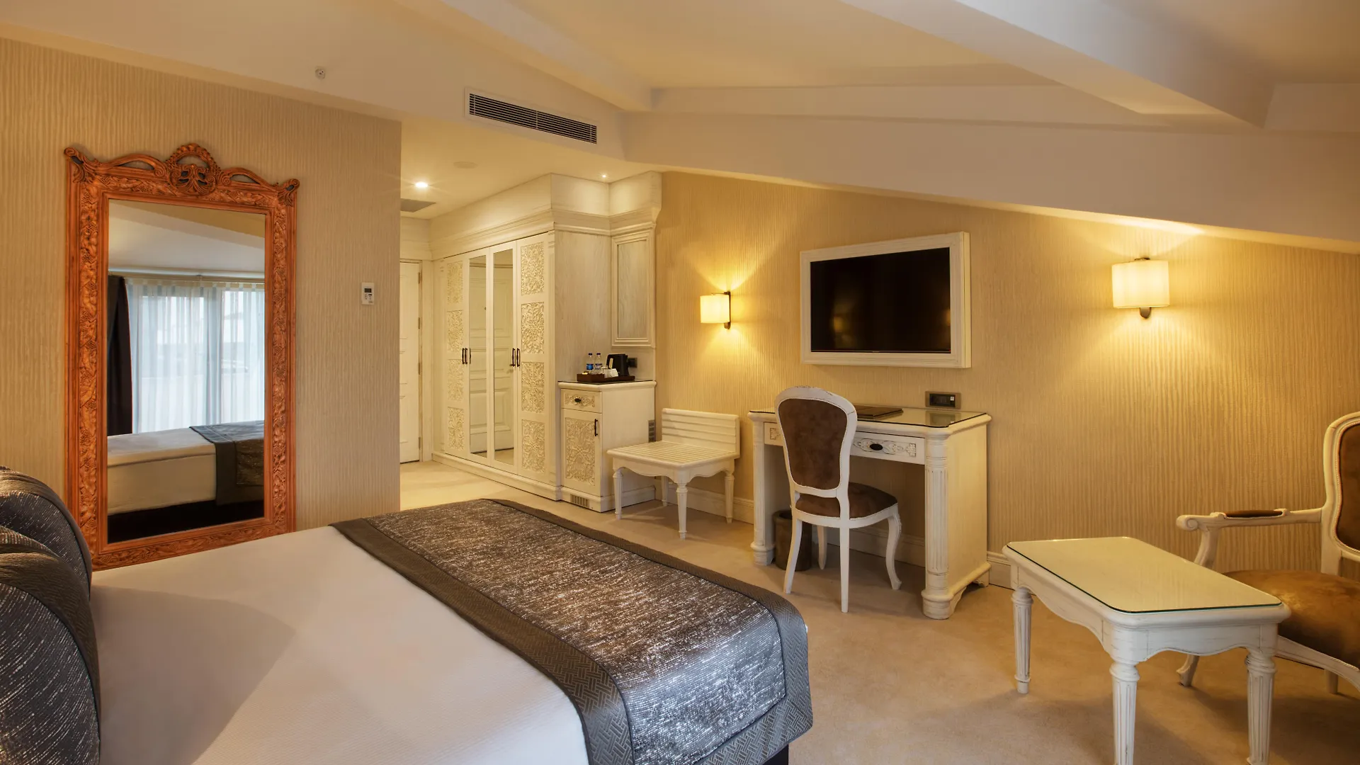 Ottoman's Life Hotel Deluxe Istanbul 5*,
