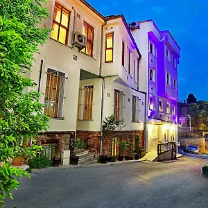 Hotel Divas, Istanbul