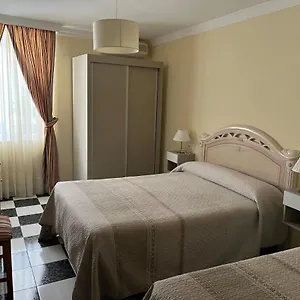 https://hostal-plaza-damasco.es-andalucia.com
